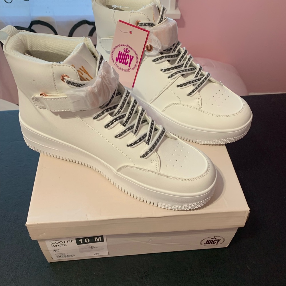 New with tags white high top juicy couture, tennis shoes size 10